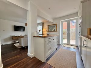 Photo 4- click for photo gallery